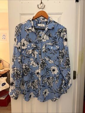 Jones Studio Blue & White Striped Floral Button-Up women’s XL Shirt